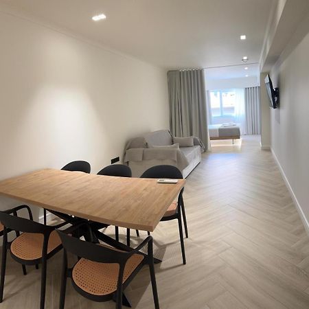 Triple A - Near Ermou Shopping Street - Family Hospitality - Free Parking! Lejlighedshotel Athen Eksteriør billede